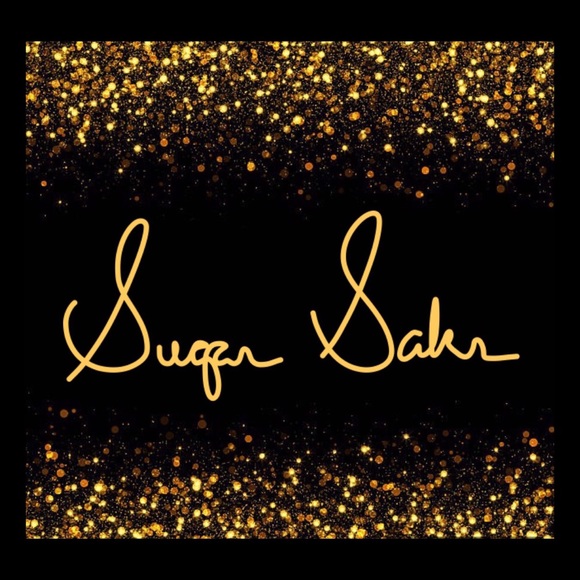 Viki Lee @SugarSaks💛🖤👑 - Picture 5 of 5